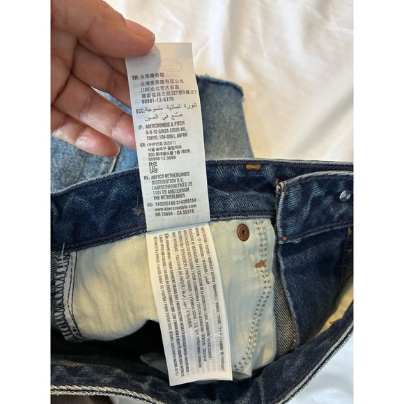 Abercrombie & Fitch Zoe Denim Mini Skirt Red Stripe Raw Hem ALine Casual SZ-28/6 - Picture 5 of 6